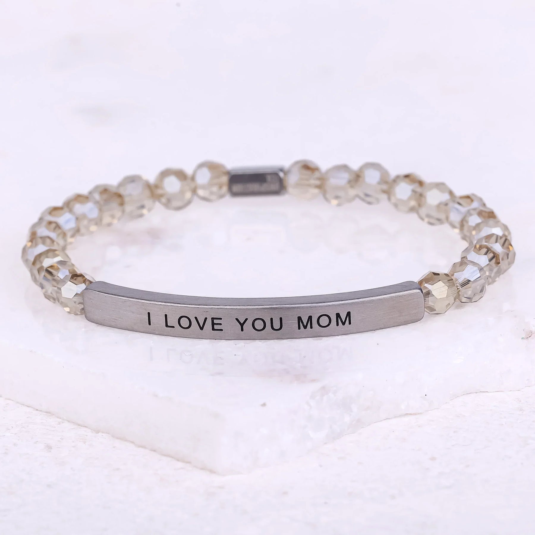 I LOVE YOU MOM