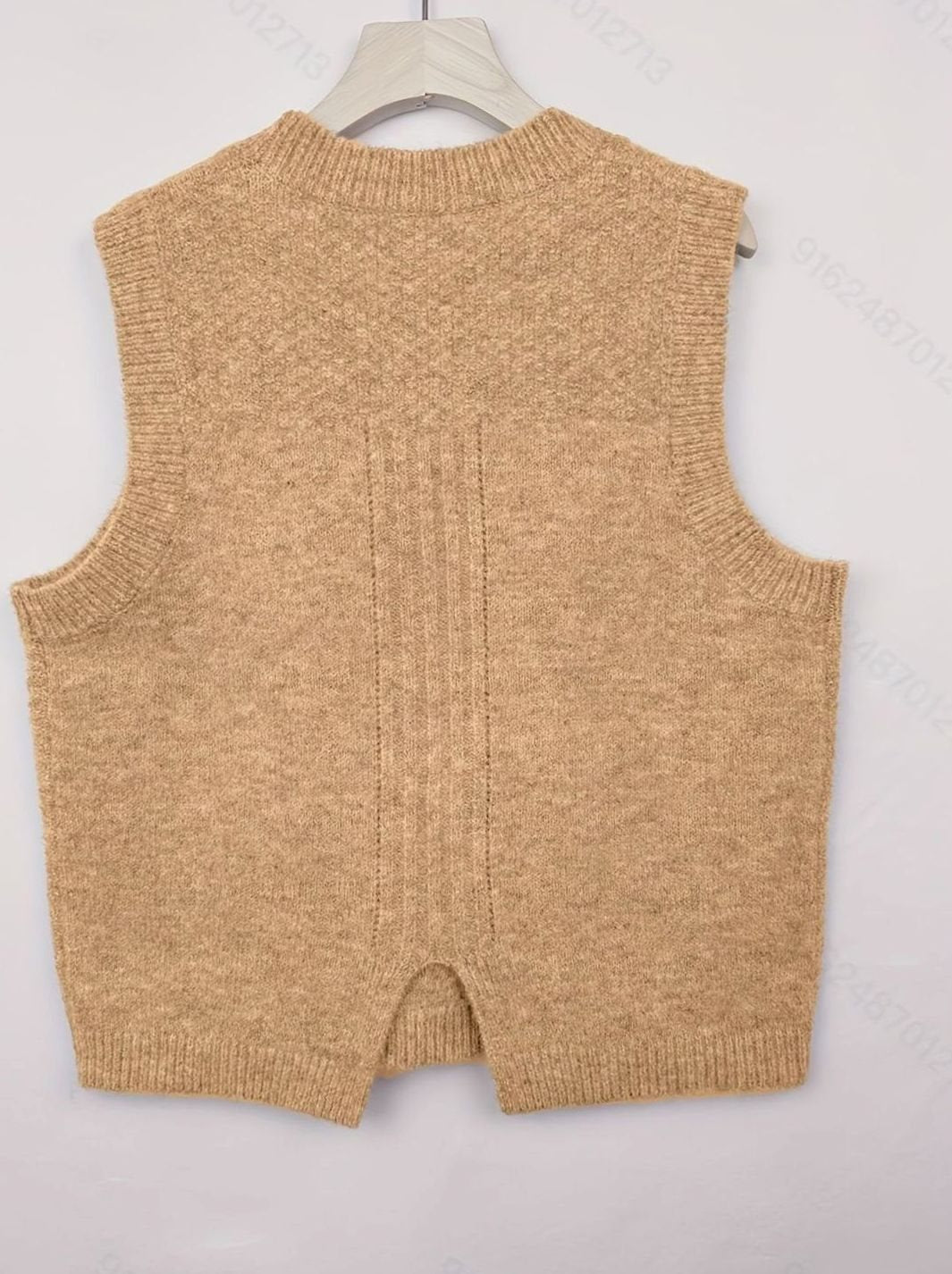 Penelope | Women's Cable-Knit Sleeveless Sweater Vest Round Neck
