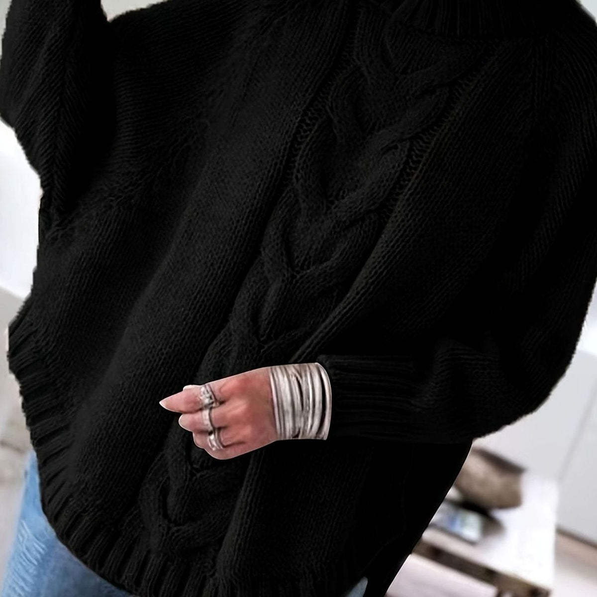 Olivia | Women's Oversized Cable Knit High-Neck Sweater