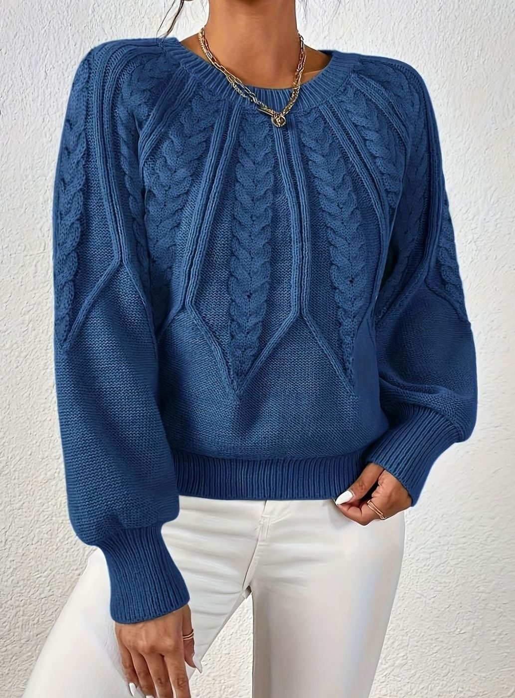Sophia | Women's Relaxed Cable-Knit Lantern Sleeve Sweater