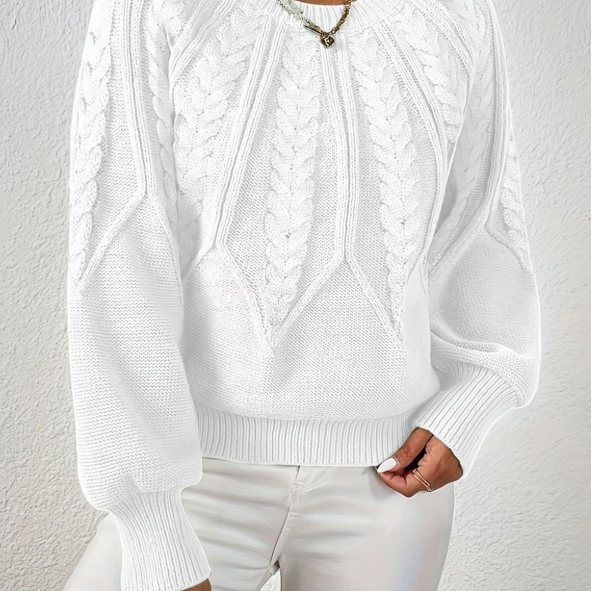 Sophia | Women's Relaxed Cable-Knit Lantern Sleeve Sweater