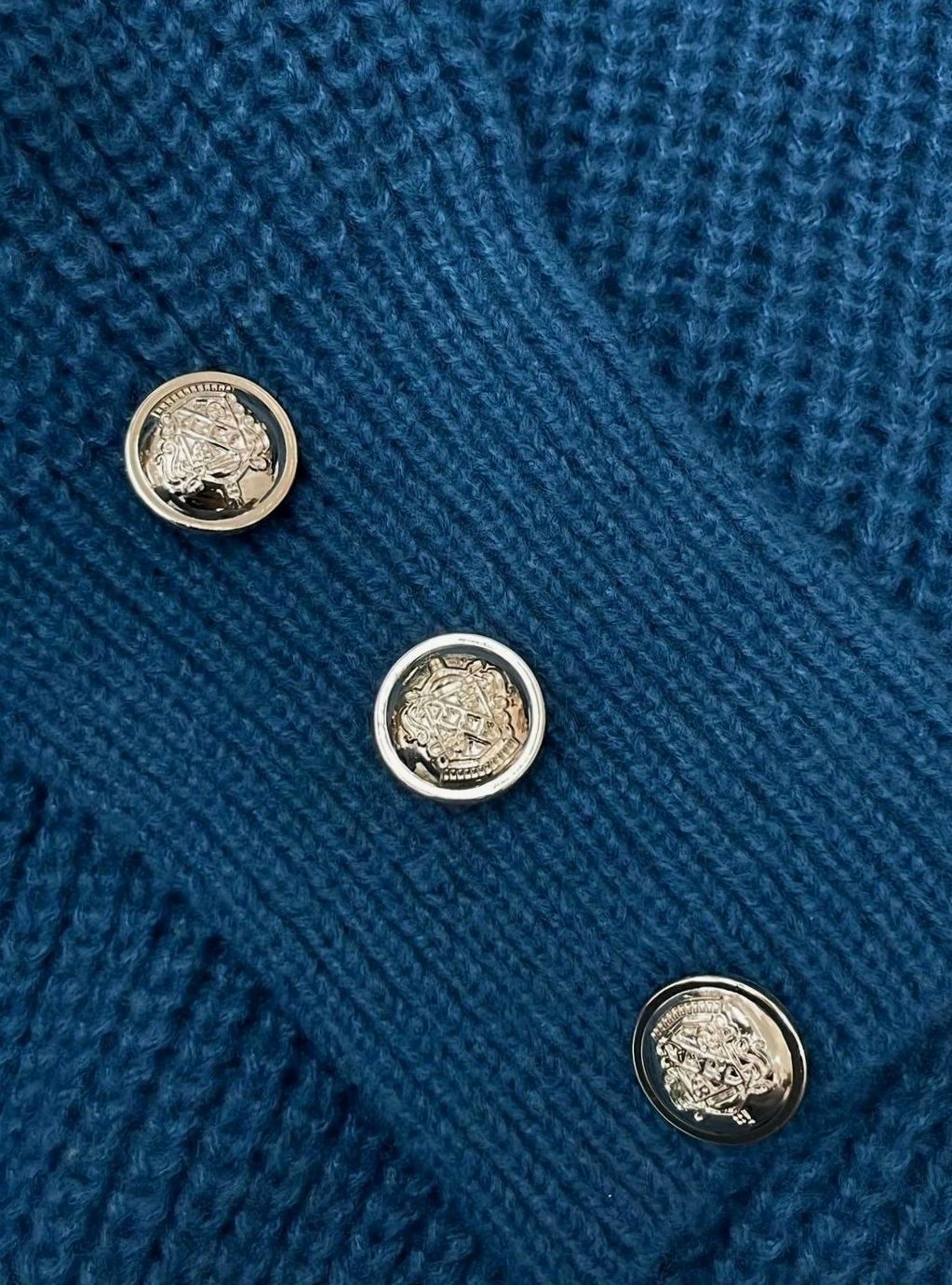 Camila | Women's Ribbed Knit V-Neck Button-Trim Pullover Sweater